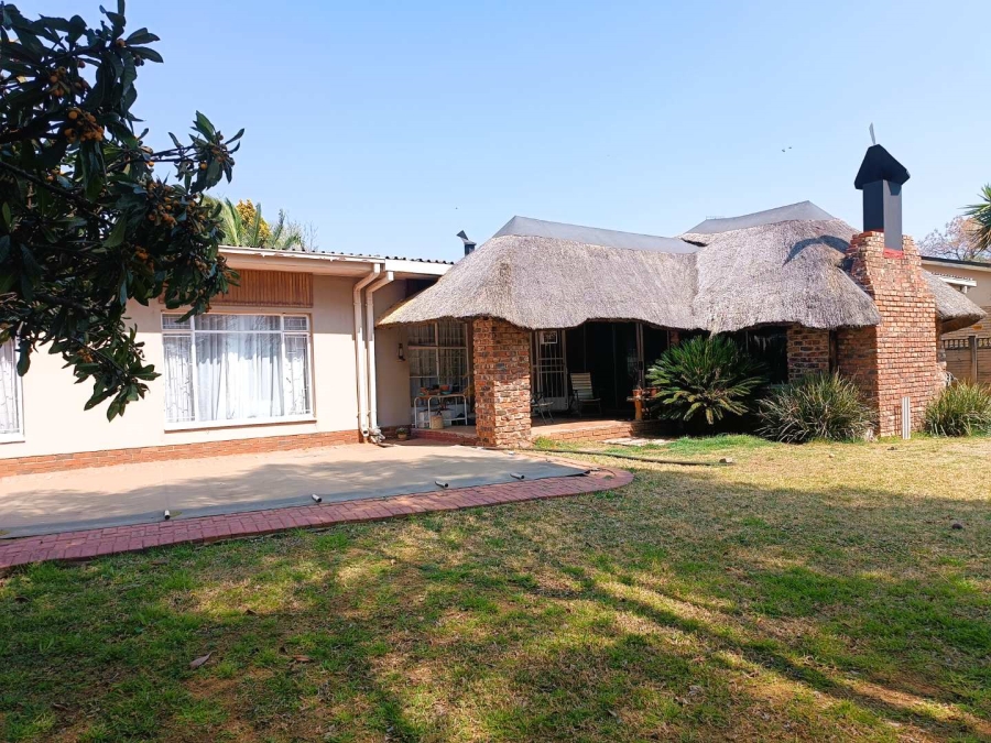 3 Bedroom Property for Sale in Fichardt Park Free State